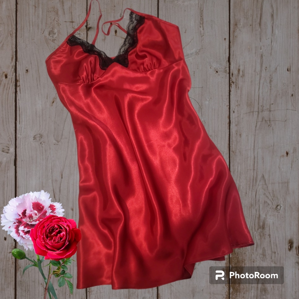 Ambrielle Red Satin Intimates Night Slip Size Medium